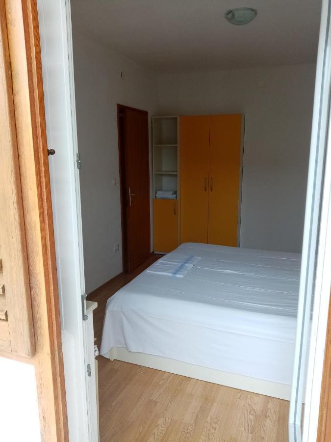 Apartments Iva Baška Voda Екстериор снимка